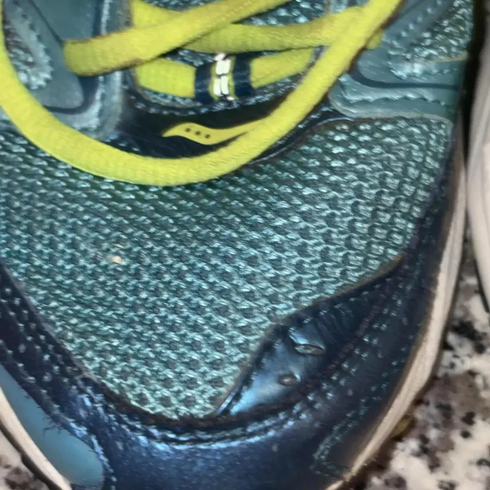 Saucony Run Anywhere Trail Running Shoes WOMEN'S Size 8.5 grid green and yellow‎